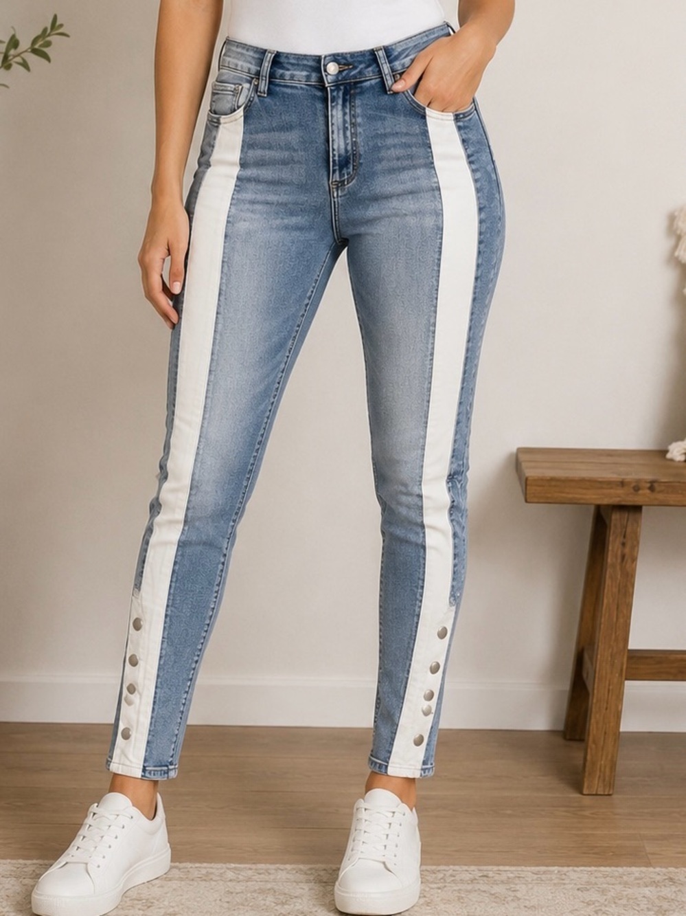Hayden Skinny Jeans Size L Blue w/ White Side Strap Snap Hem
